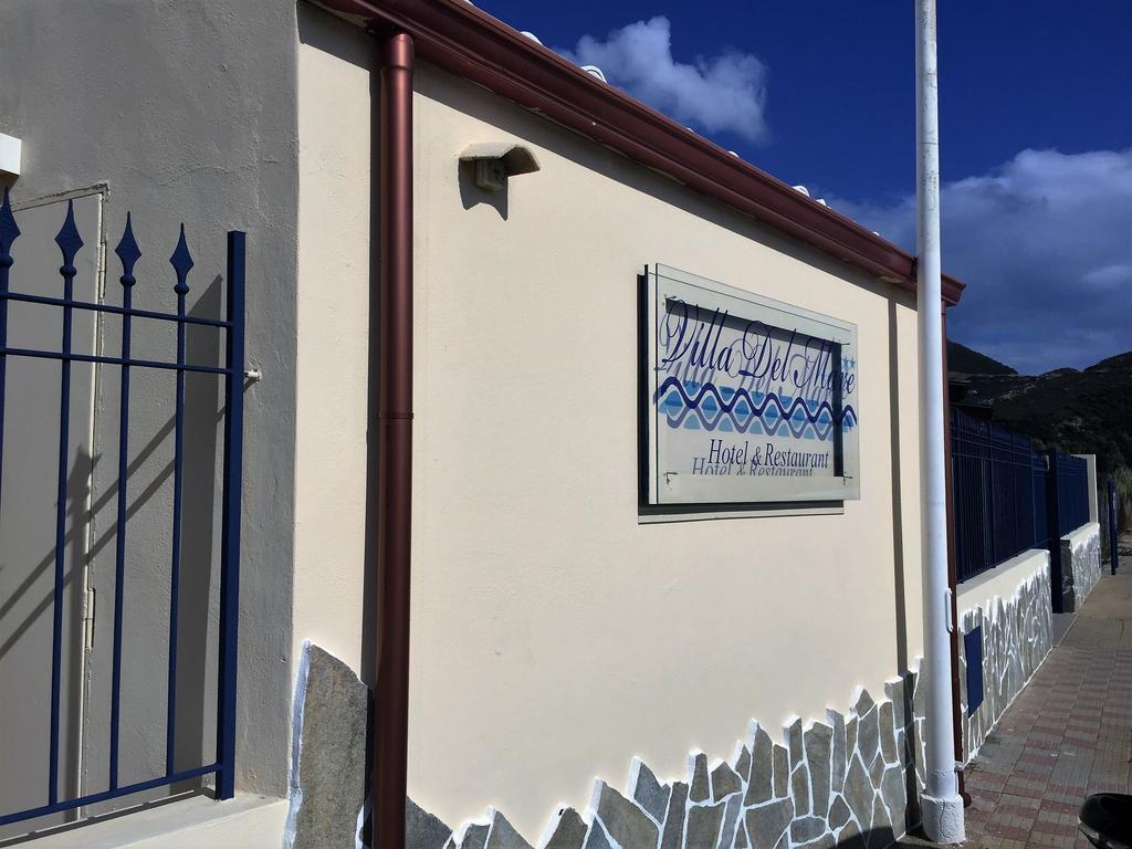 Hotel Villa Del Mare Sìnnai Eksteriør billede