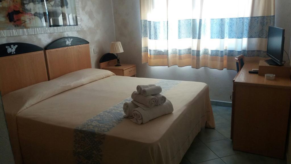 Hotel Villa Del Mare Sìnnai Eksteriør billede